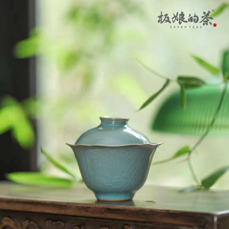 Jingdezhen Handmade Ru Kiln, Xiaozhuozhai Sky - Blue Cracked Glaze Flower - Rim Gaiwan, 110ml - Five Roots Tea