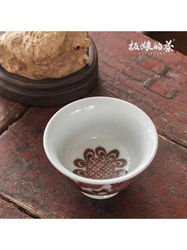 Youlihong Jingdezhen Hand - Painted Lion Gaiwan (140ml) - Five Roots Tea