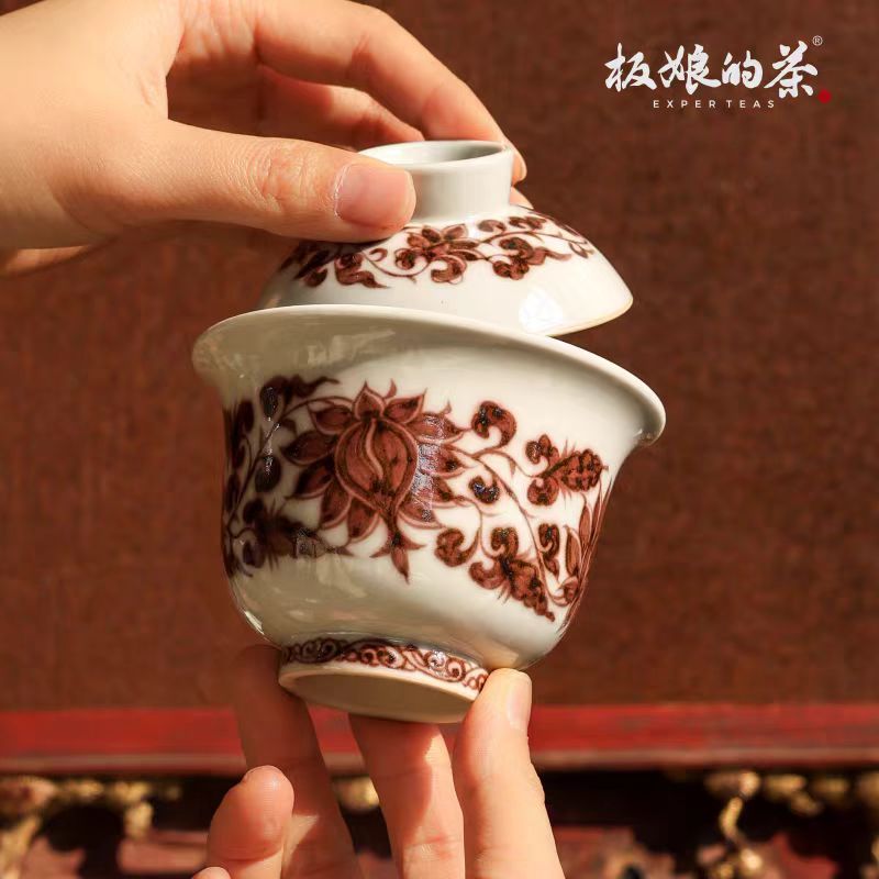 Youlihong Jingdezhen Handcrafted Interlocking Lotus Gaiwan (150ml) - Five Roots Tea